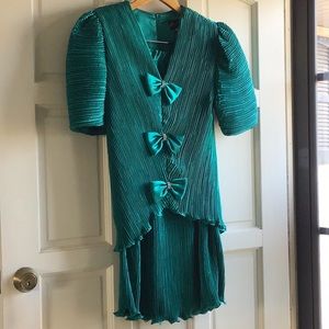 Karen Lawrence Size 14 Bright Green/ Teal. Rhinestones on bows.  Worn once.